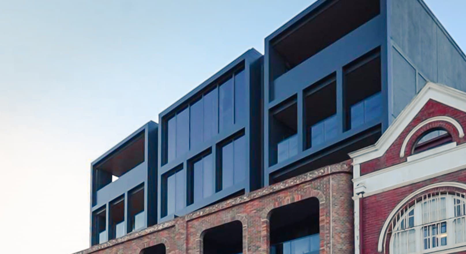 Kew Apartment — feature view